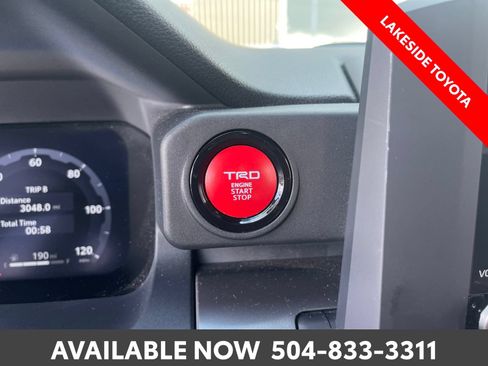 Used 2024 Toyota Tacoma TRD Off-Road w/ TRD Off Road Upgrade Package AWD/4WD image 37