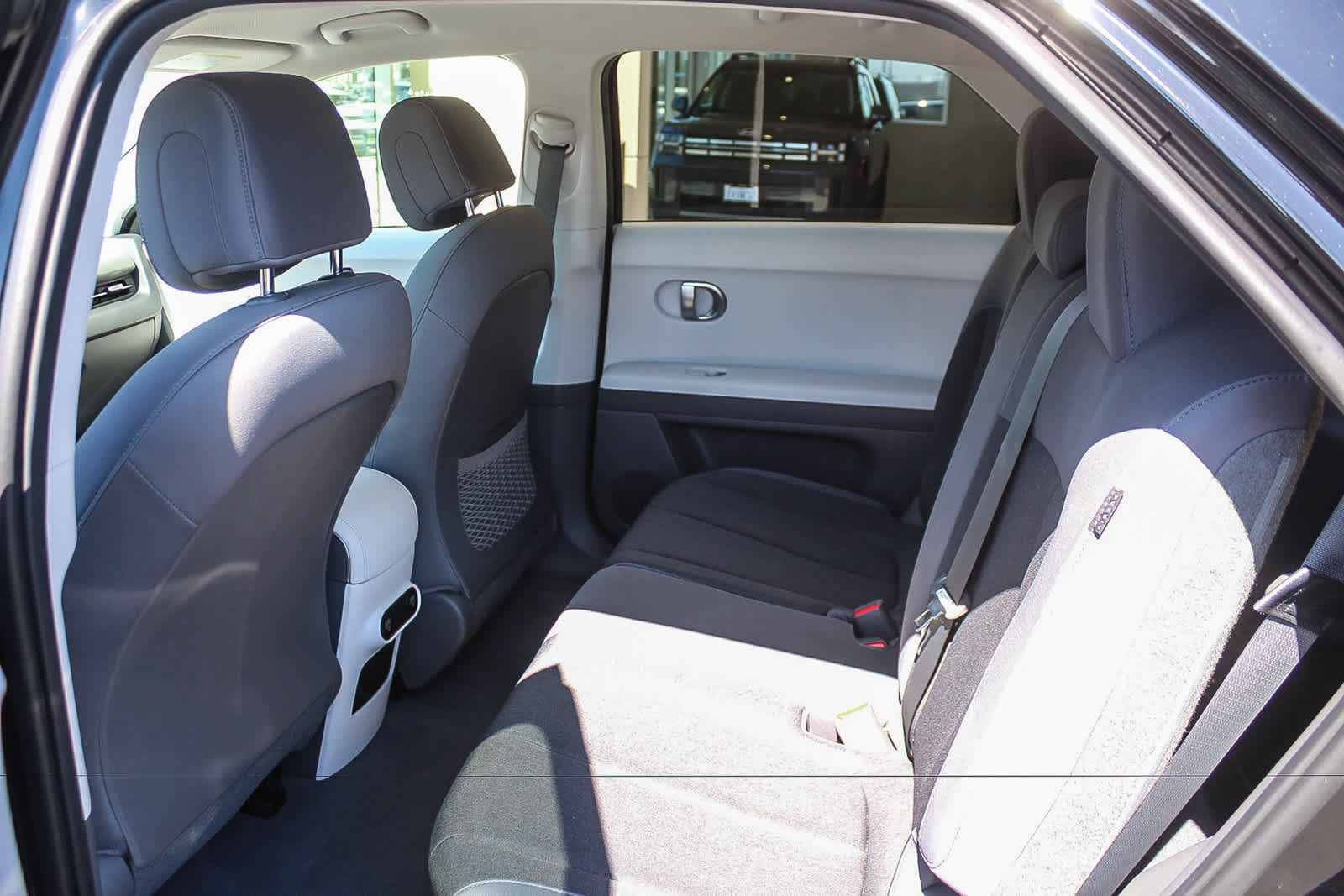 Certified 2024 Hyundai Ioniq 5 SEL RWD image 23