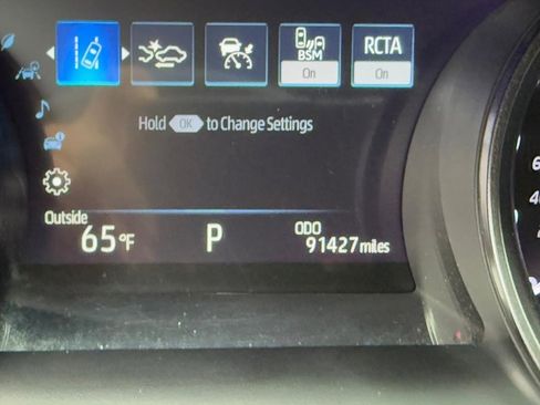 Used 2022 Toyota Camry XSE image 21