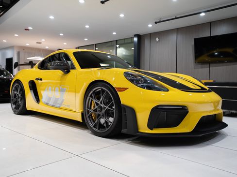 Used 2024 Porsche 718 Cayman GT4 RS RWD image 27