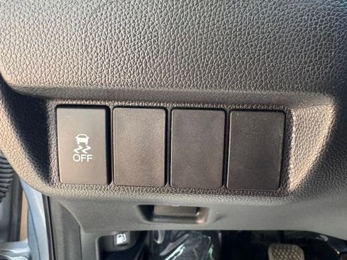 Used 2020 Honda Fit LX image 18