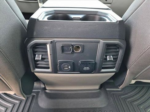 Used 2022 Ford F250 XLT w/ XLT Premium Package AWD/4WD image 16
