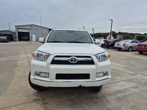 Used 2013 Toyota 4Runner SR5 RWD image 3