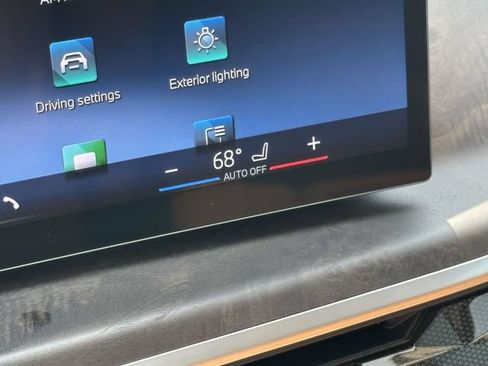 Certified 2025 BMW X7 xDrive40i w/ Premium Package AWD/4WD image 36