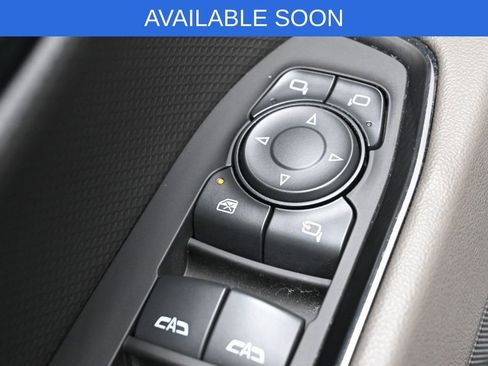 Used 2023 Chevrolet Silverado 1500 ZR2 w/ Technology Package AWD/4WD image 12