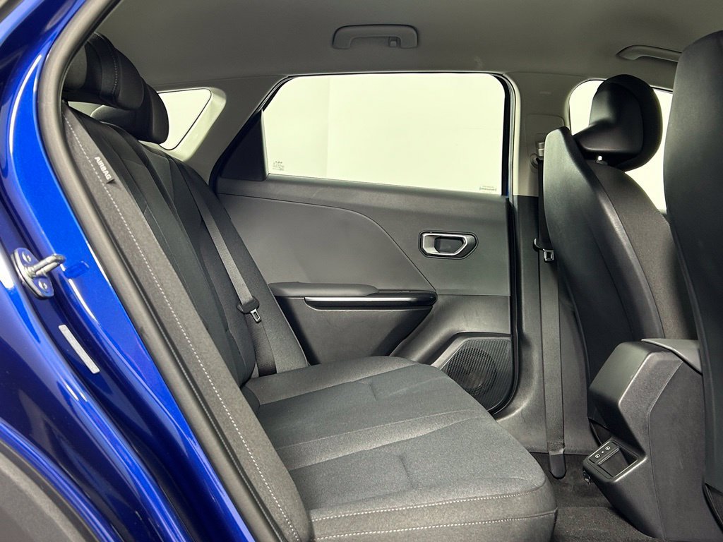 Used 2025 Kia K4 FWD image 12