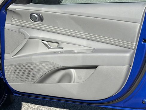 Certified 2025 Hyundai Elantra SEL image 14
