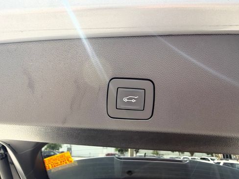Used 2022 Buick Encore GX Select FWD image 10