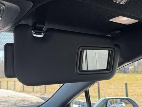 Used 2023 Toyota Corolla SE FWD image 30