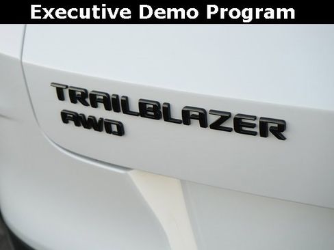 Used 2026 Chevrolet TrailBlazer RS w/ Convenience Package image 14