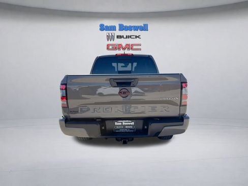 Used 2022 Nissan Frontier PRO-4X w/ Off-Road Protection Package image 8