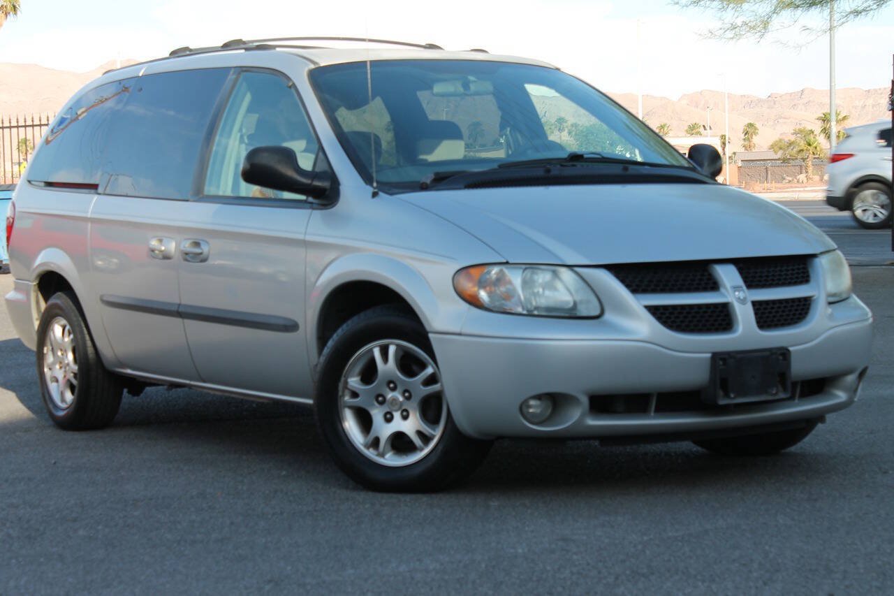 Used 2003 Dodge Grand Caravan Sport FWD image 2