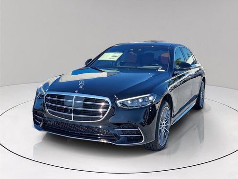 New 2026 Mercedes-Benz S 580 4MATIC Sedan image 3
