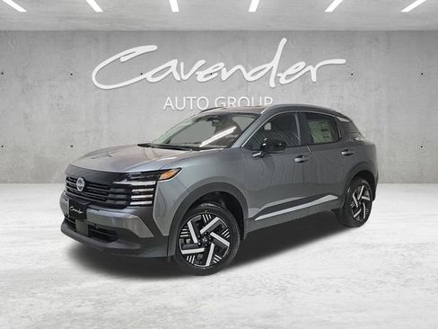 New 2026 Nissan Kicks SV image 1