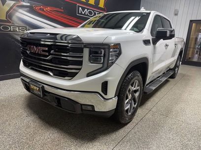 Used 2023 GMC Sierra 1500 SLT w/ SLT Premium Package
