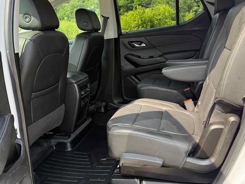 Used 2020 Chevrolet Traverse Premier AWD/4WD image 8