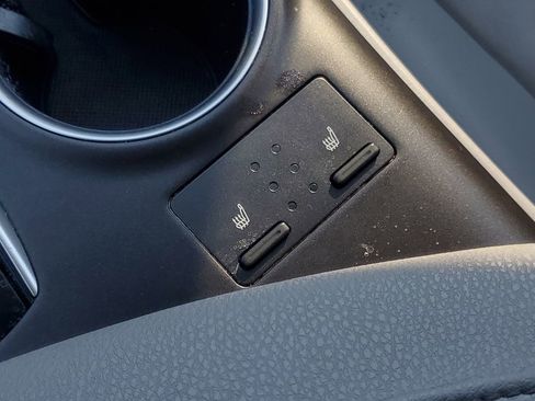 Used 2023 Toyota Camry XLE image 24