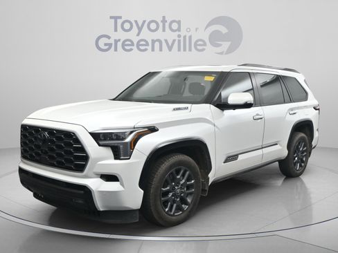 Used 2025 Toyota Sequoia Platinum AWD/4WD image 1