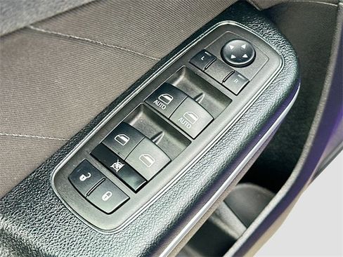 Certified 2023 Dodge Charger R/T image 17