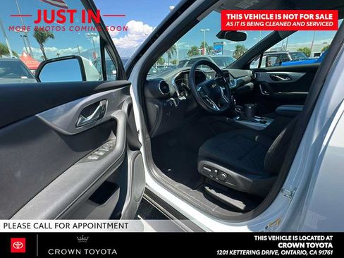 Used 2022 Chevrolet Blazer LT FWD image 3