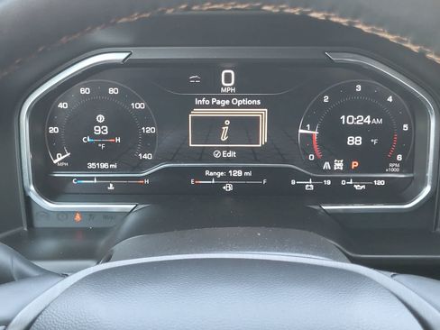 Used 2024 GMC Sierra 1500 AT4 w/ Technology Package AWD/4WD image 18