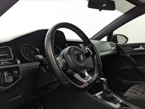 Used 2018 Volkswagen GTI S FWD image 23