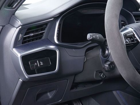 Used 2025 Audi RS 6 performance image 34