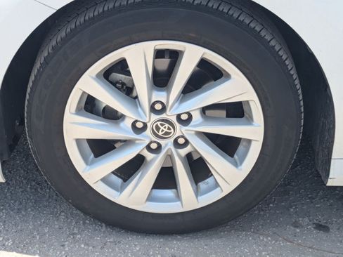 Used 2023 Toyota Camry LE FWD image 15