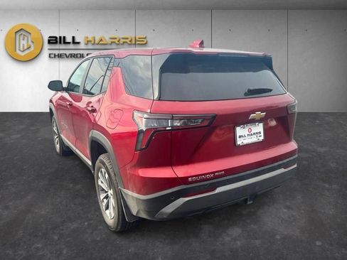 Used 2026 Chevrolet Equinox LT AWD/4WD image 7