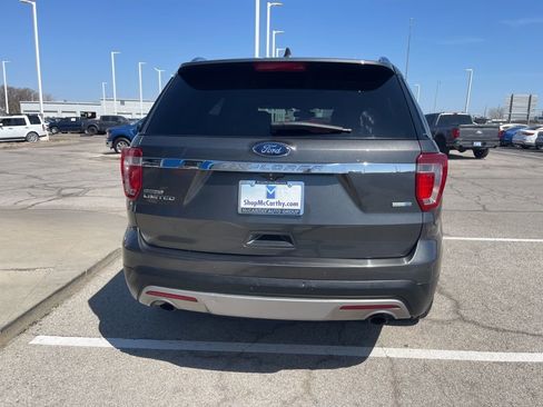 Used 2017 Ford Explorer Limited w/ Equipment Group 303A image 4