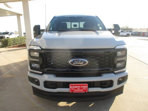 New 2026 Ford F250 XL w/ STX Appearance Package AWD/4WD image 5