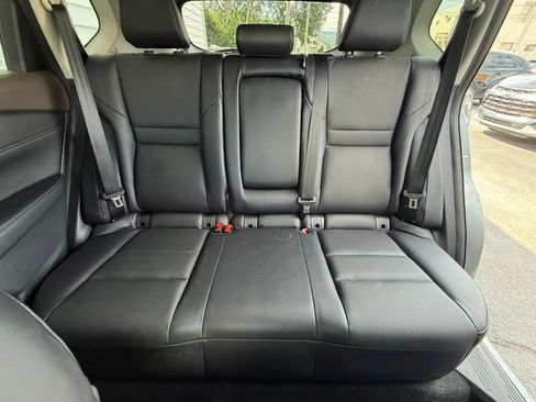 Used 2021 Nissan Rogue SV w/ Premium Package AWD/4WD image 16
