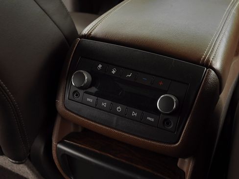 Used 2014 Buick Enclave Premium image 29