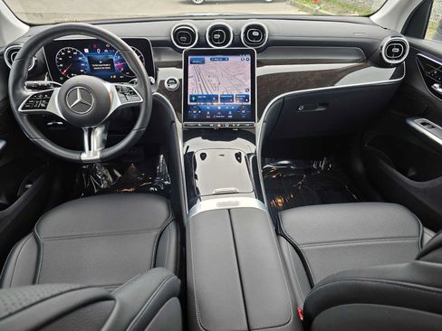 Used 2023 Mercedes-Benz GLC 300 4MATIC image 18