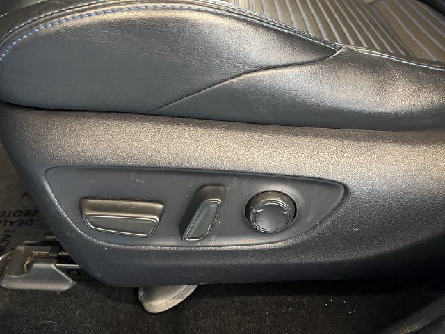 Used 2019 Toyota RAV4 XSE AWD/4WD image 28