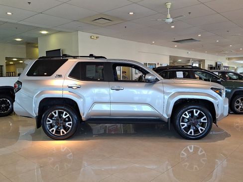 Used 2026 Toyota 4Runner TRD Sport Premium AWD/4WD image 7