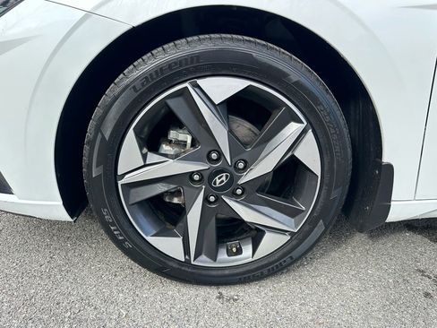 Used 2022 Hyundai Elantra SEL w/ Convenience + Premium Package image 34