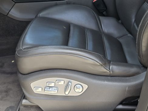 Certified 2020 Porsche Macan S AWD/4WD image 24