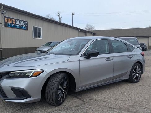 Used 2024 Honda Civic EX-L image 7