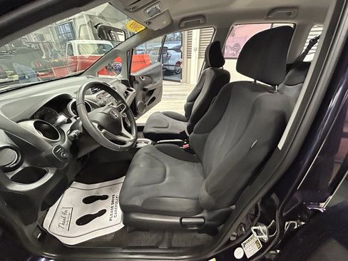 Used 2009 Honda Fit Sport image 46