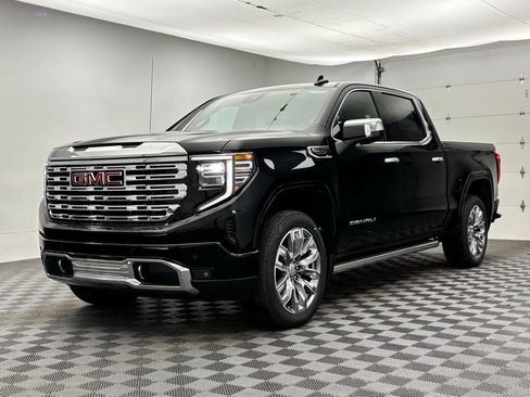 New 2026 GMC Sierra 1500 Denali w/ Denali Reserve Package image 14