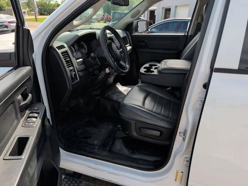 Used 2018 RAM 1500 Tradesman RWD image 19