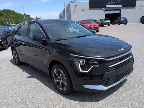 New 2026 Kia Niro LX FWD image 1