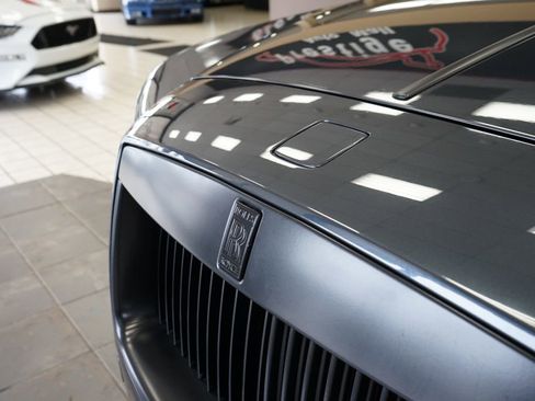 Used 2016 Rolls-Royce Wraith image 30