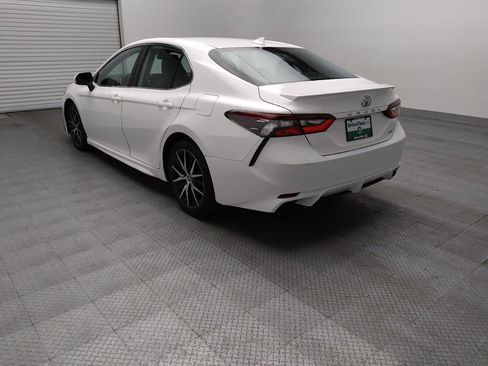 Used 2023 Toyota Camry SE FWD image 5