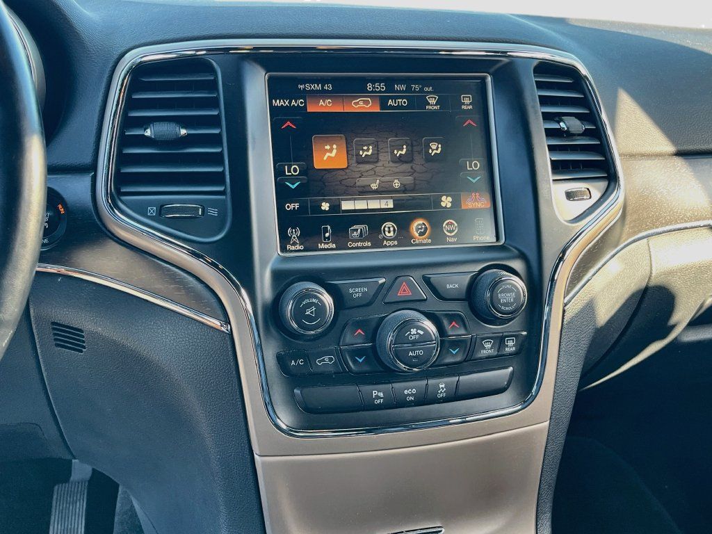 Used 2015 Jeep Grand Cherokee Limited AWD/4WD image 16