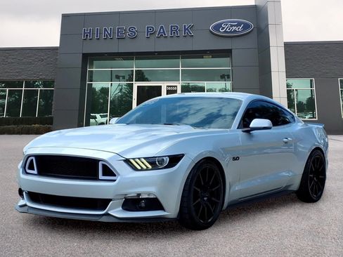 Used 2015 Ford Mustang GT Premium w/ GT Performance Package RWD image 3