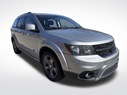Used 2015 Dodge Journey Crossroad w/ Flexible Seating Group image 3