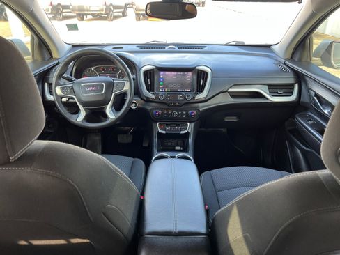 Used 2022 GMC Terrain SLE w/ Driver Convenience Package FWD image 20