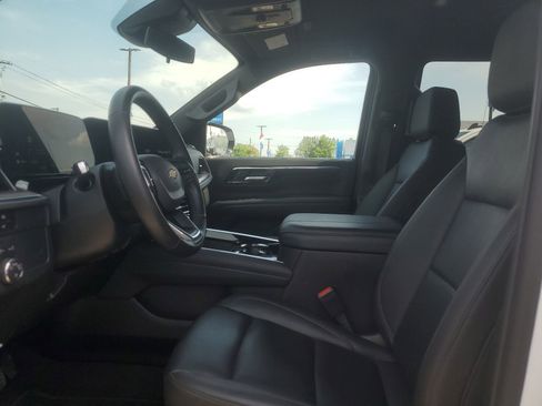 Used 2025 Chevrolet Tahoe LT AWD/4WD image 9